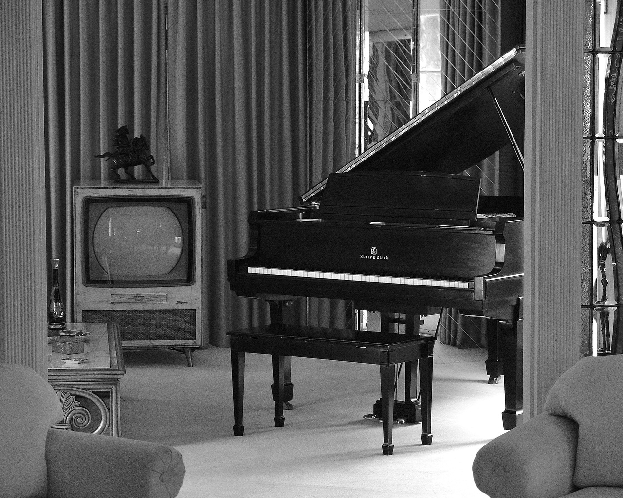 graceland-848574_1280
