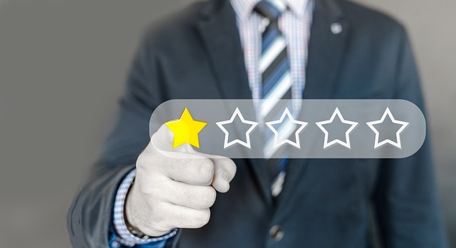 recenze