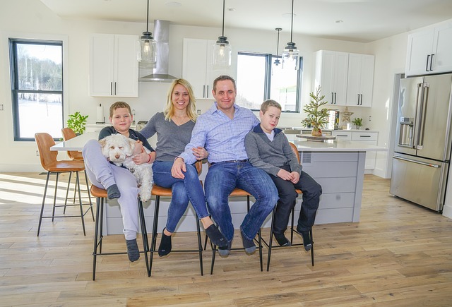 michellemaria_pitzel-family-7075685_640